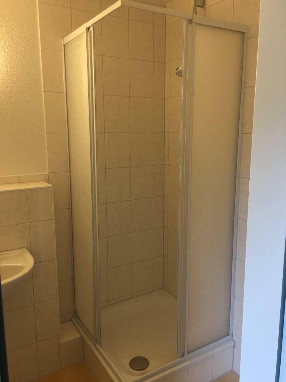 Die Kantine Wittenburg Zimmervermietung Und Hostel Екстер'єр фото