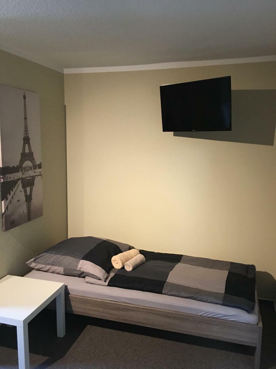Die Kantine Wittenburg Zimmervermietung Und Hostel Екстер'єр фото